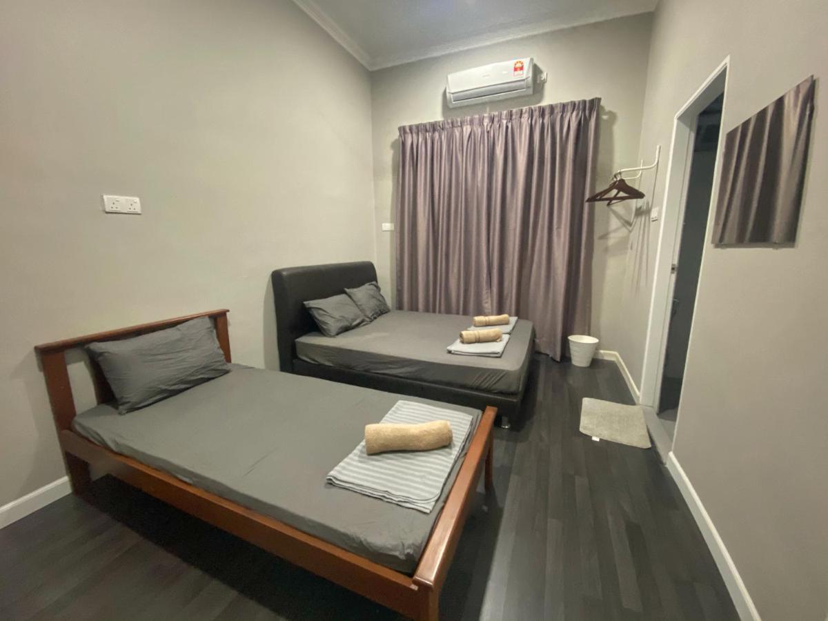Shafickza Guesthouse Куала Теренгану Екстериор снимка